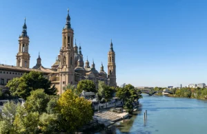 Offerte e promozioni di viaggio a Saragozza